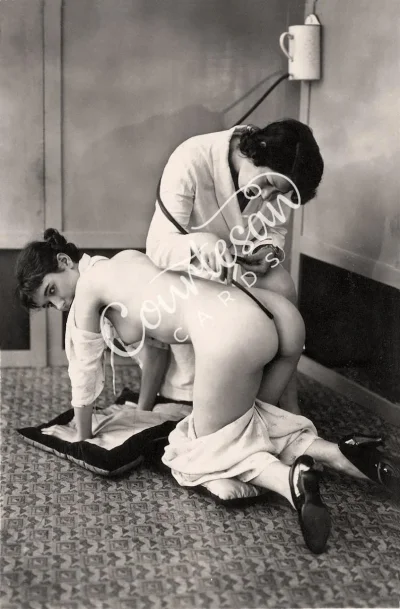 Клизма эротическая