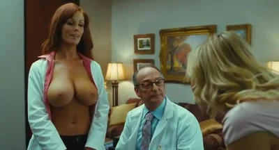 Christine smith в фильме сиськи