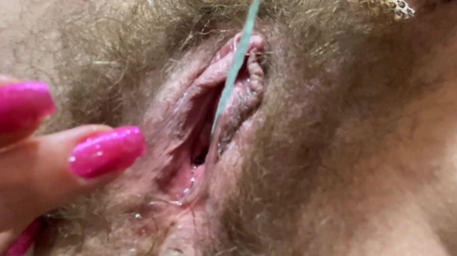 Волосатая киска