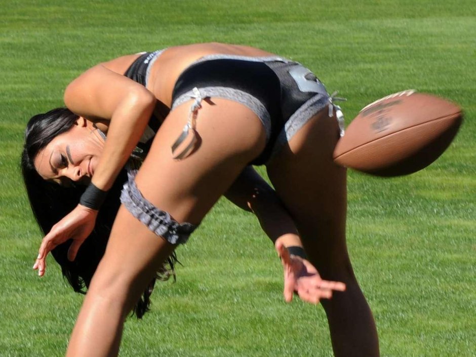 Американский футбол женщины пикантные