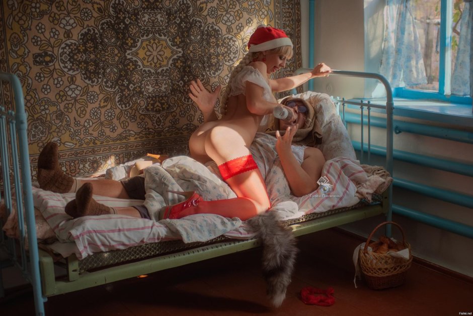 Эротичные дед мороз и снегурочка
