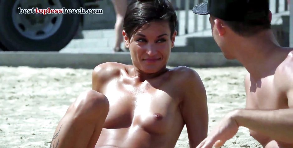 Сиськи нудисты