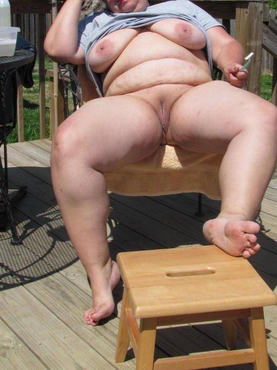 Табурет деревянный