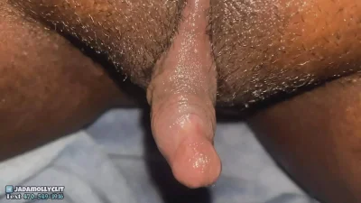 Огромный клитор крупно