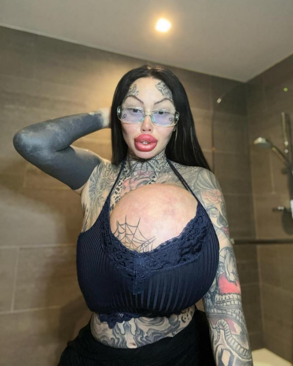 Канадская фрик модель мария магдалина