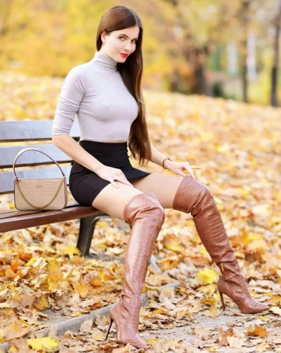 Адриана маевская