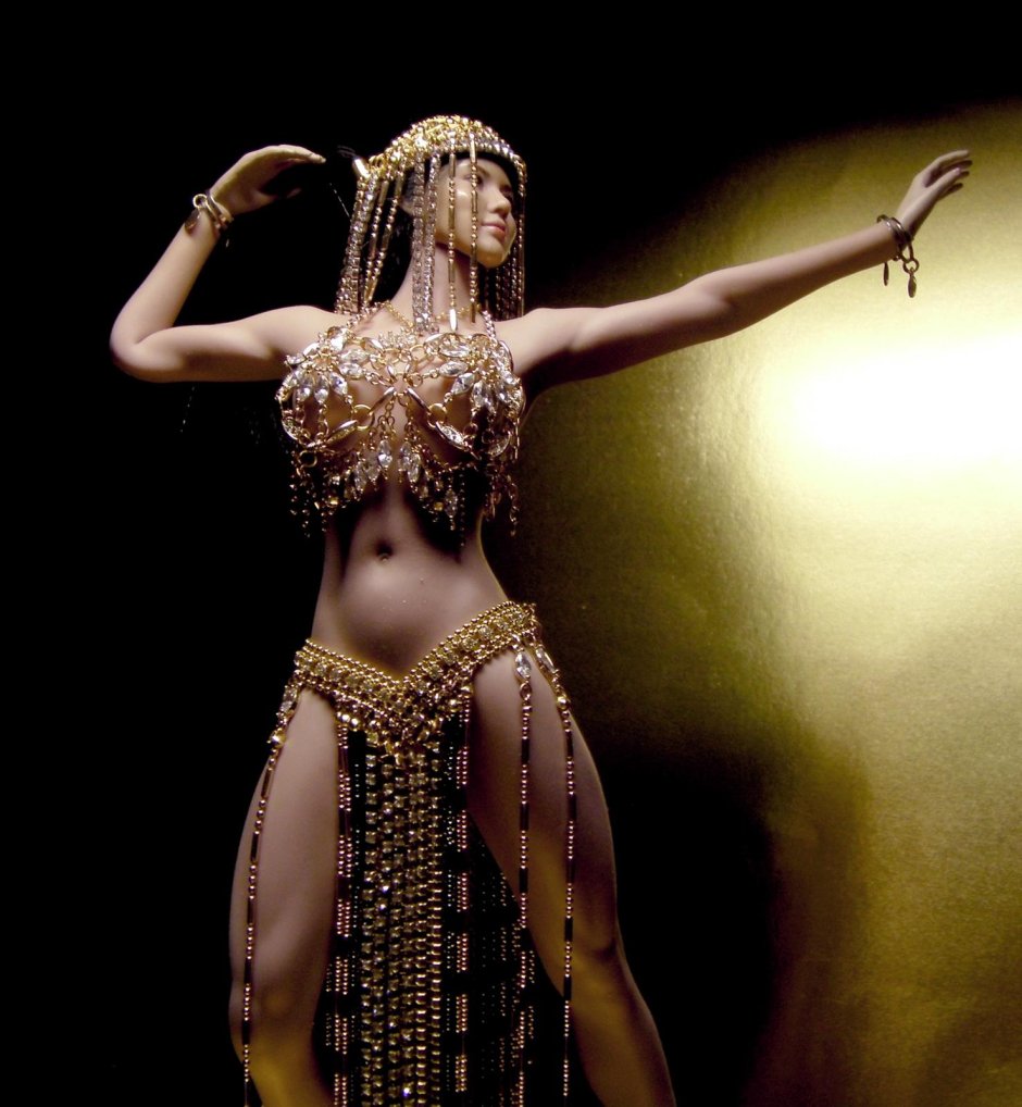 Голые индийские танцовщицы