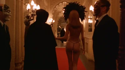 С широко закрытыми глазами ритуал