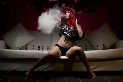 Вейп девушки