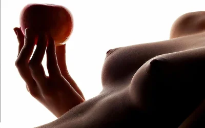 Легкая эротика