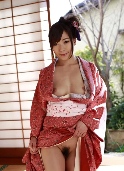 Голые зрелые японки в кимоно