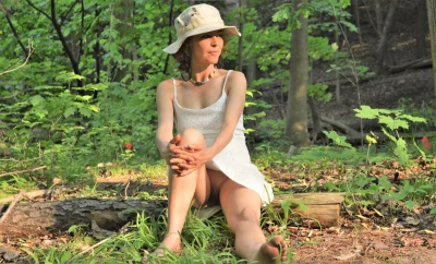 Голая красотка