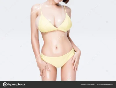 Женщина бикини