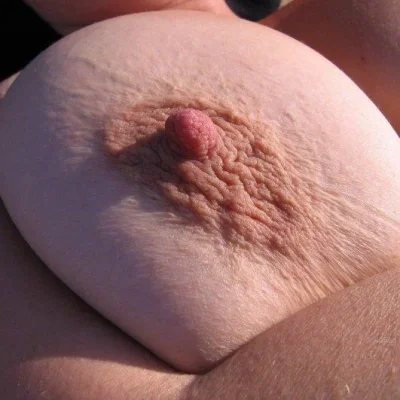 Старые сиськи крупным планом