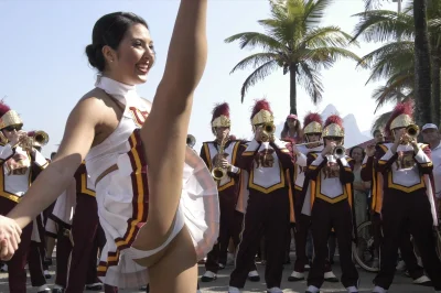 Usc cheerleader