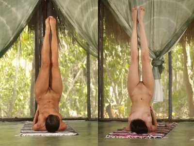 Голые девушки занимаются йогой