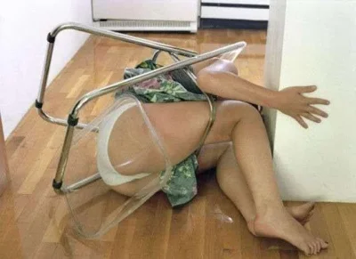 Зафиксированная девушка