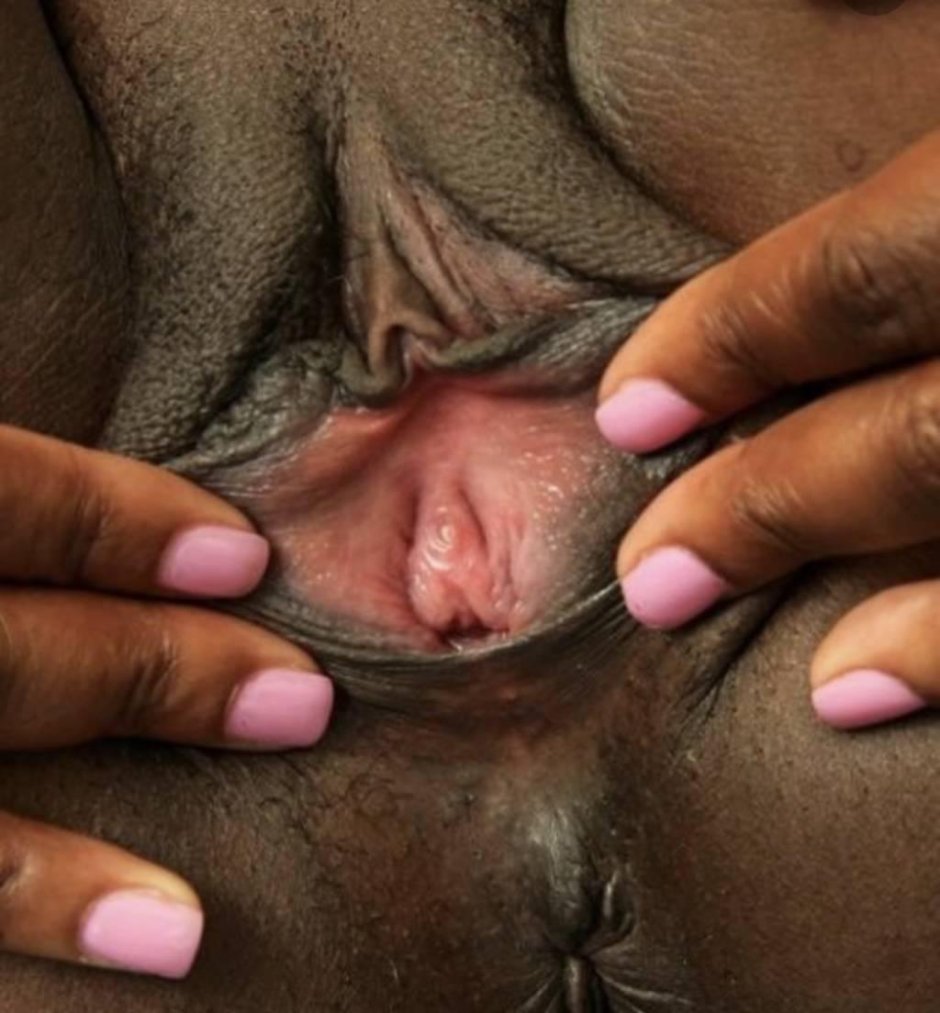 Негритянка девственница