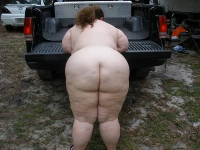 Толстая девушка