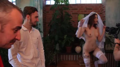 Голые свадьбы