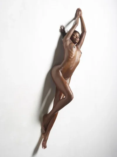 Голые негритянки гимнастки