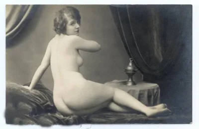 Голые женщины века