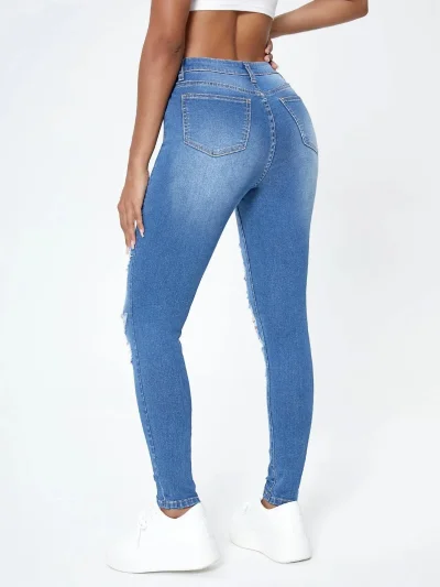 Рваные джинсы скинни