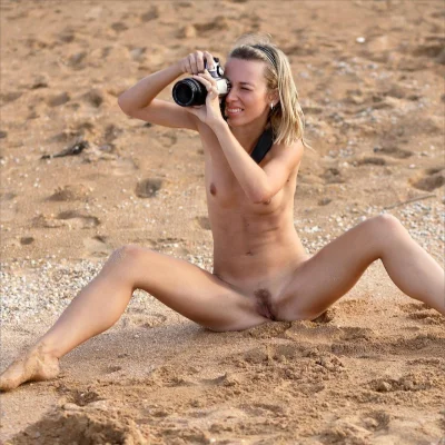 Вуаеризм голые девчонки на пляже