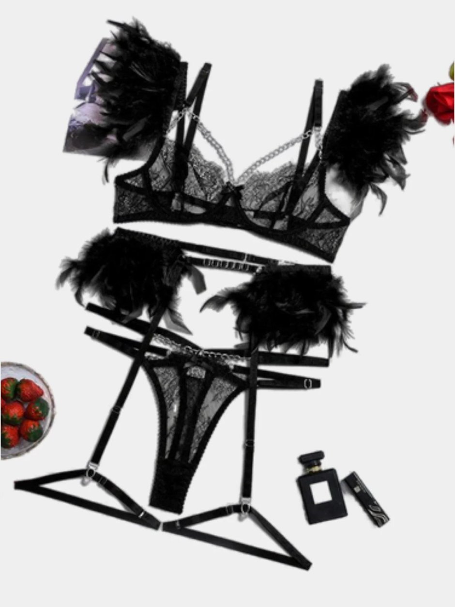 Комплект сексуальный нижнее белье