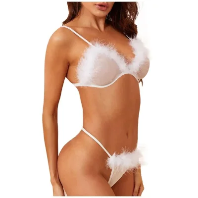 Трусы с перьями