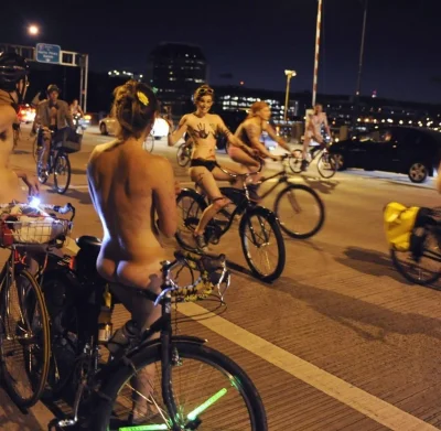Портлендский голый велопробег