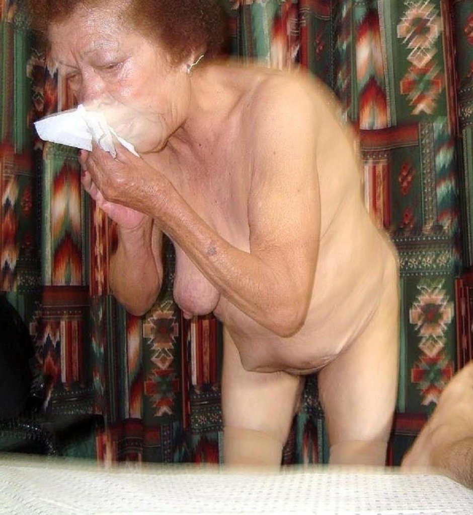 Старая бабушка