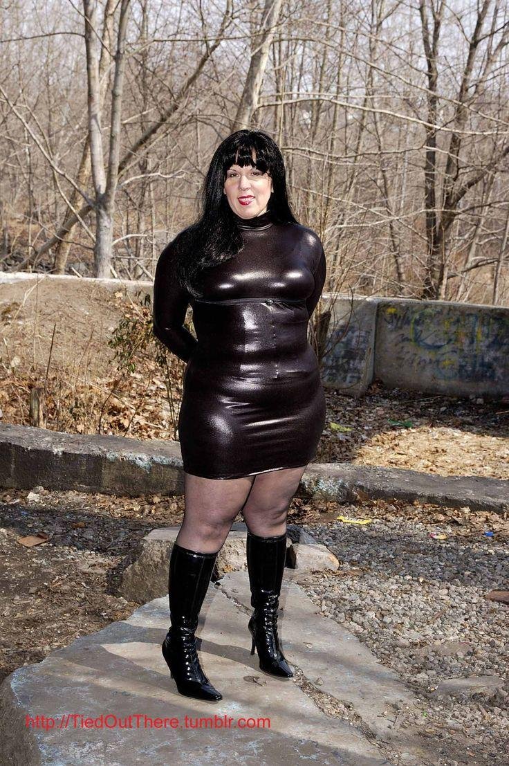 Зрелые толстушки в латексе