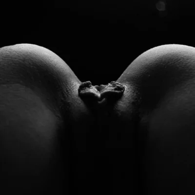 Эротические черно белые