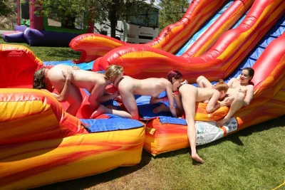 Надувные аттракционы