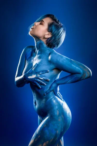 Красивый бодиарт девушек