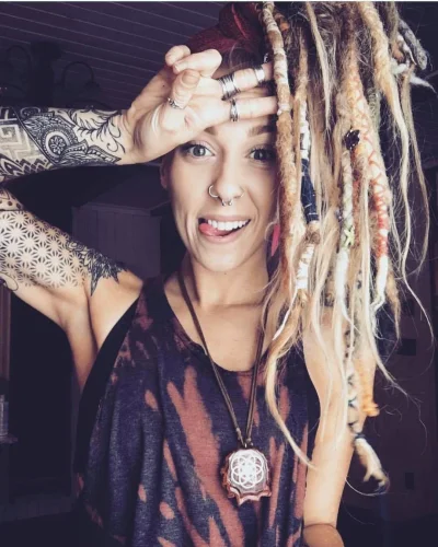 Анна витвицкая дреды