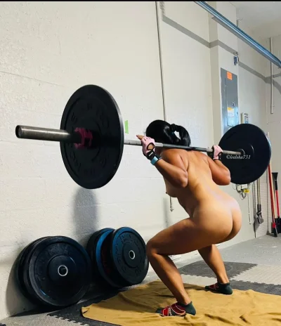 Присед со штангой