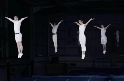 Спорт прыжки на батуте