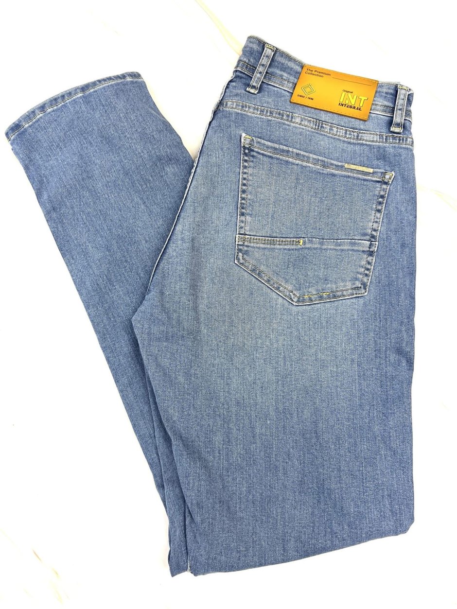 Джинсы мужские