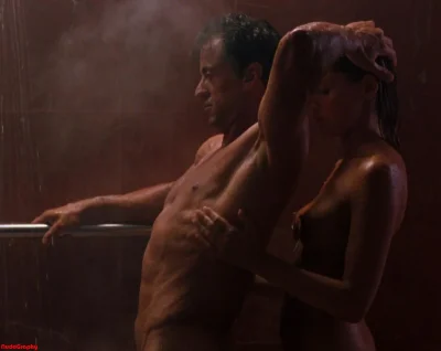 Эротичные сцены