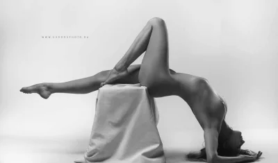 Позы для ню