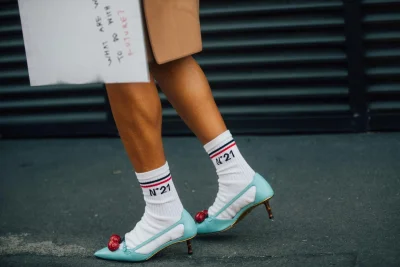 Босоножки с носочками