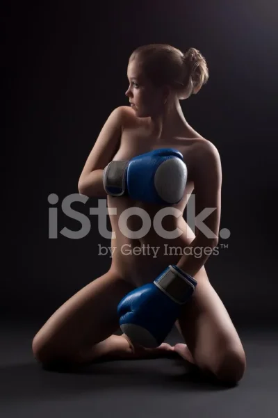 Голые женщины бокс