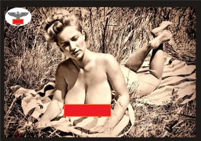 Голая женщина ретро