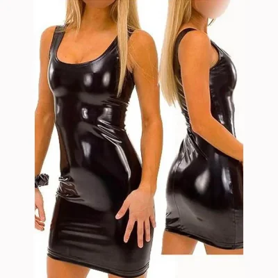 Платье из винила и латекса