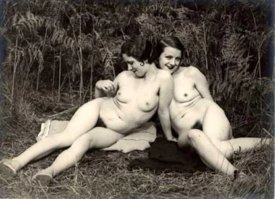 Старые эротические снимки