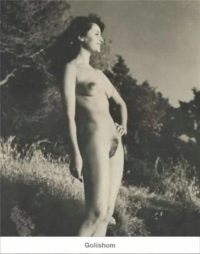 Голые ретро женщины