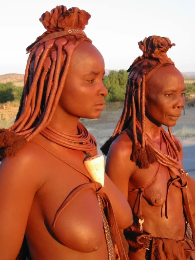 Голые африканские женщины