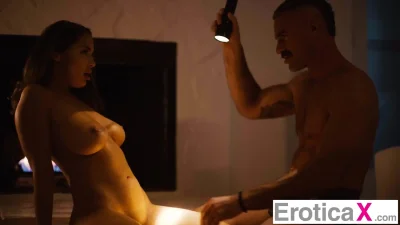 Обнаженная актриса